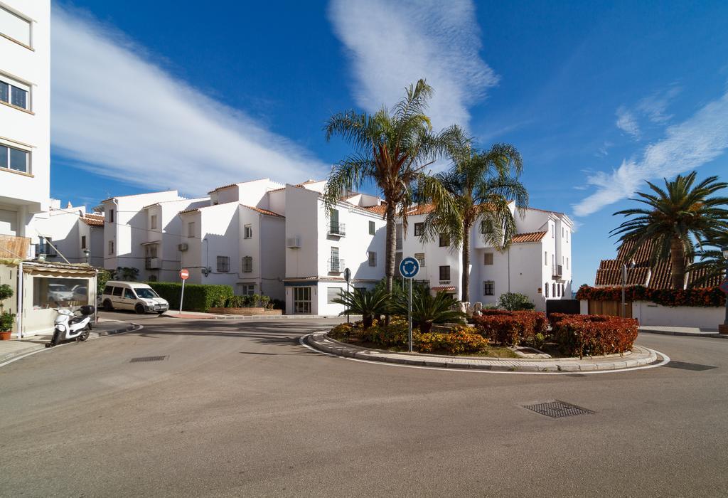 Bahia 57 Apartments Casasol Nerja Kültér fotó